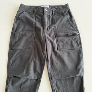 REI - Outdoors Hiking Pants with Zip Pockets and Ankles in Dark Charcoal Gray
